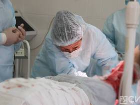 Фото и видео: врачи показали, как в ожоговом центре проводят пересадку кожи