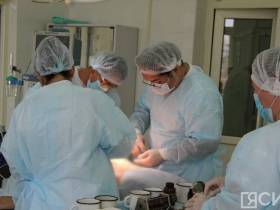 Фото и видео: врачи показали, как в ожоговом центре проводят пересадку кожи