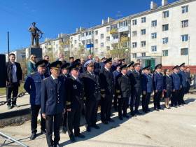 В Якутске встретили первый теплоход навигации 2023 года