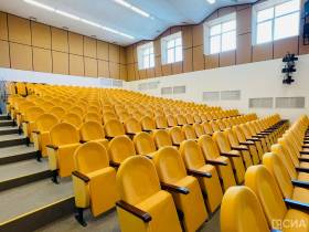 Последний звонок в школе №6 Якутска: успехи учеников и стандарты образования будущего