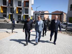 Айсен Николаев посетил жительницу нового микрорайона «Звездный» Якутска