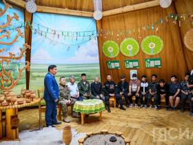 «Великая честь и большая ответственность»: Героя России Колесова чествовали в родном Намском районе