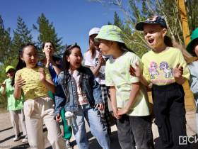 Айсен Николаев дал старт фестивалю «Сайын» ко Дню защиты детей в Якутске