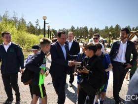 Айсен Николаев дал старт фестивалю «Сайын» ко Дню защиты детей в Якутске