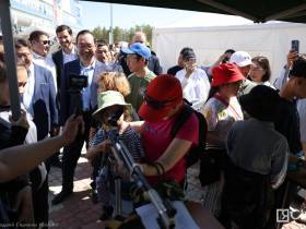 Айсен Николаев дал старт фестивалю «Сайын» ко Дню защиты детей в Якутске