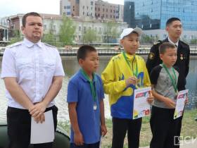 Гонки на самодельных катамаранах и яхтах провели среди школьников Якутии