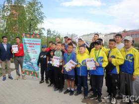 Гонки на самодельных катамаранах и яхтах провели среди школьников Якутии