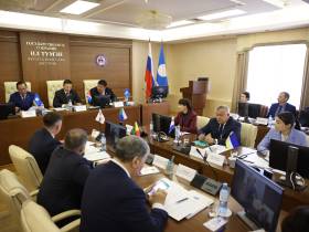 Айсен Николаев: «Дальневосточные регионы – это крепкий экономический тыл государства»