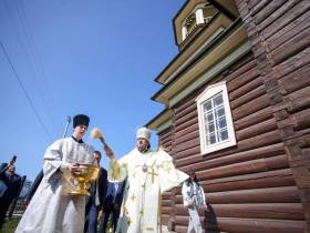 Единственная уцелевшая в Хангаласском районе церковь XIX века открылась после реставрации