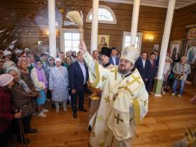 Единственная уцелевшая в Хангаласском районе церковь XIX века открылась после реставрации