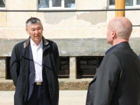 Николай Ноттосов: «Новые детские площадки в Мирном оснащаются скалолазными и канатными комплексами»