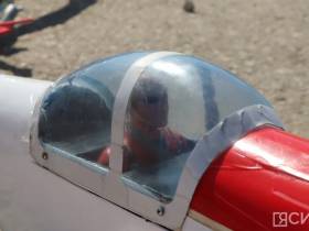 В Якутске состоялись соревнования среди школьников по запуску самодельных самолетов