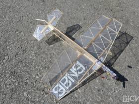 В Якутске состоялись соревнования среди школьников по запуску самодельных самолетов