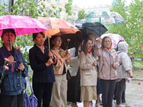 В Якутске возложили цветы к мемориальной доске первого министра культуры ЯАССР Герасима Попова