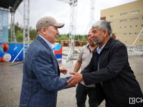 Узбекская община Якутии передала участникам СВО автомобиль, генераторы и антидроновое оружие