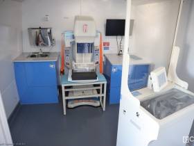 Айсен Николаев вручил ключи от автомобилей главным врачам 38 больниц Якутии