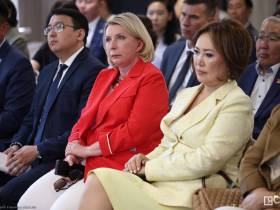 Айсен Николаев встретился с руководителями медучреждений Якутии