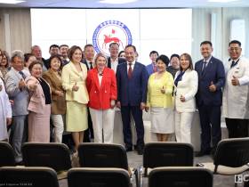 Айсен Николаев встретился с руководителями медучреждений Якутии