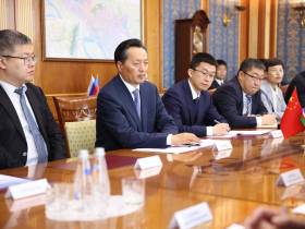 Глава Якутии обсудил перспективы сотрудничества с делегацией провинции Хэйлунцзян КНР