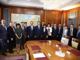 Глава Якутии обсудил перспективы сотрудничества с делегацией провинции Хэйлунцзян КНР