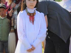 Обладательницу самой длинной косы определили на Ысыахе Туймаады