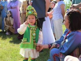 Обладательницу самой длинной косы определили на Ысыахе Туймаады