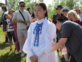 Обладательницу самой длинной косы определили на Ысыахе Туймаады