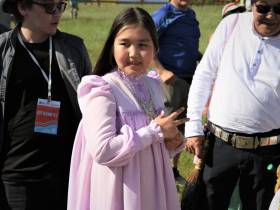 Обладательницу самой длинной косы определили на Ысыахе Туймаады