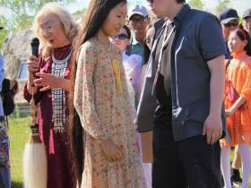 Обладательницу самой длинной косы определили на Ысыахе Туймаады