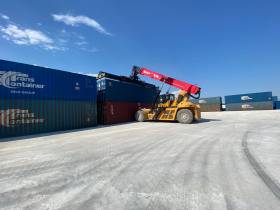 В «Железных дорогах Якутии» рассказали о сервисе контейнерных поездов