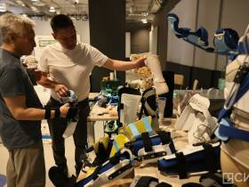 Технические средства реабилитации представили на выставке в Якутске