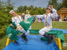 Якутяне стали почётными гостями на татарском празднике Сабантуй
