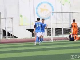 Якутские футболисты добились победы в домашнем матче ЮФЛ