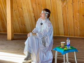 Более 200 олонхосутов принимают участие на Ысыахе Олонхо в Оймяконском районе