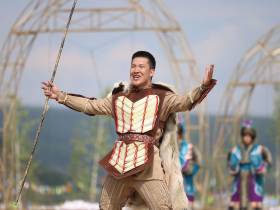 Фоторепортаж: первый день Ысыаха Олонхо в Оймяконском районе Якутии