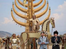 Фоторепортаж: первый день Ысыаха Олонхо в Оймяконском районе Якутии