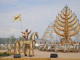 Фоторепортаж: первый день Ысыаха Олонхо в Оймяконском районе Якутии