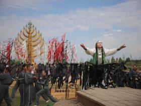 Фоторепортаж: первый день Ысыаха Олонхо в Оймяконском районе Якутии