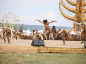 Фоторепортаж: первый день Ысыаха Олонхо в Оймяконском районе Якутии