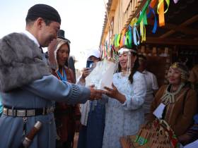 Фоторепортаж: первый день Ысыаха Олонхо в Оймяконском районе Якутии