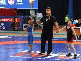 Более 500 юных борцов из пяти стран вышли на ковёр турнира Павла Пинигина в Якутске