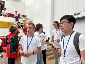 Более ста лучших школьников из России и зарубежных стран участвуют в олимпиаде «Туймаада» в Якутии