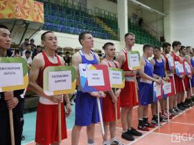 В Якутске стартовал отборочный на чемпионат России турнир по боксу