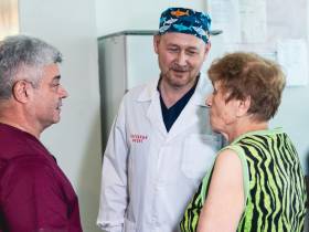 Более сорока операций за день провели якутские врачи в Донецке