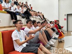 Более 200 лучших школьников из России и зарубежных стран участвуют в олимпиаде «Туймаада» в Якутии