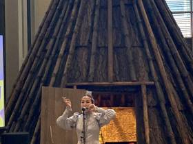 В Горно-Алтайске открылась выставка якутской художницы Миры Аргуновой