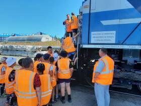 Экскурсию для детей организовали «Железные дороги Якутии»