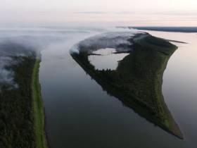 Несколько очагов возгораний потушили на крупном лесном пожаре в Среднеколымском районе