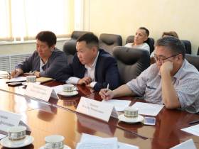 Минсельхоз Якутии: с каждым годом увеличивается интерес к пчеловодству