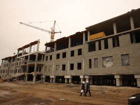 Айсен Николаев проверил ход строительства нового здания кадетской школы-интерната в Якутске